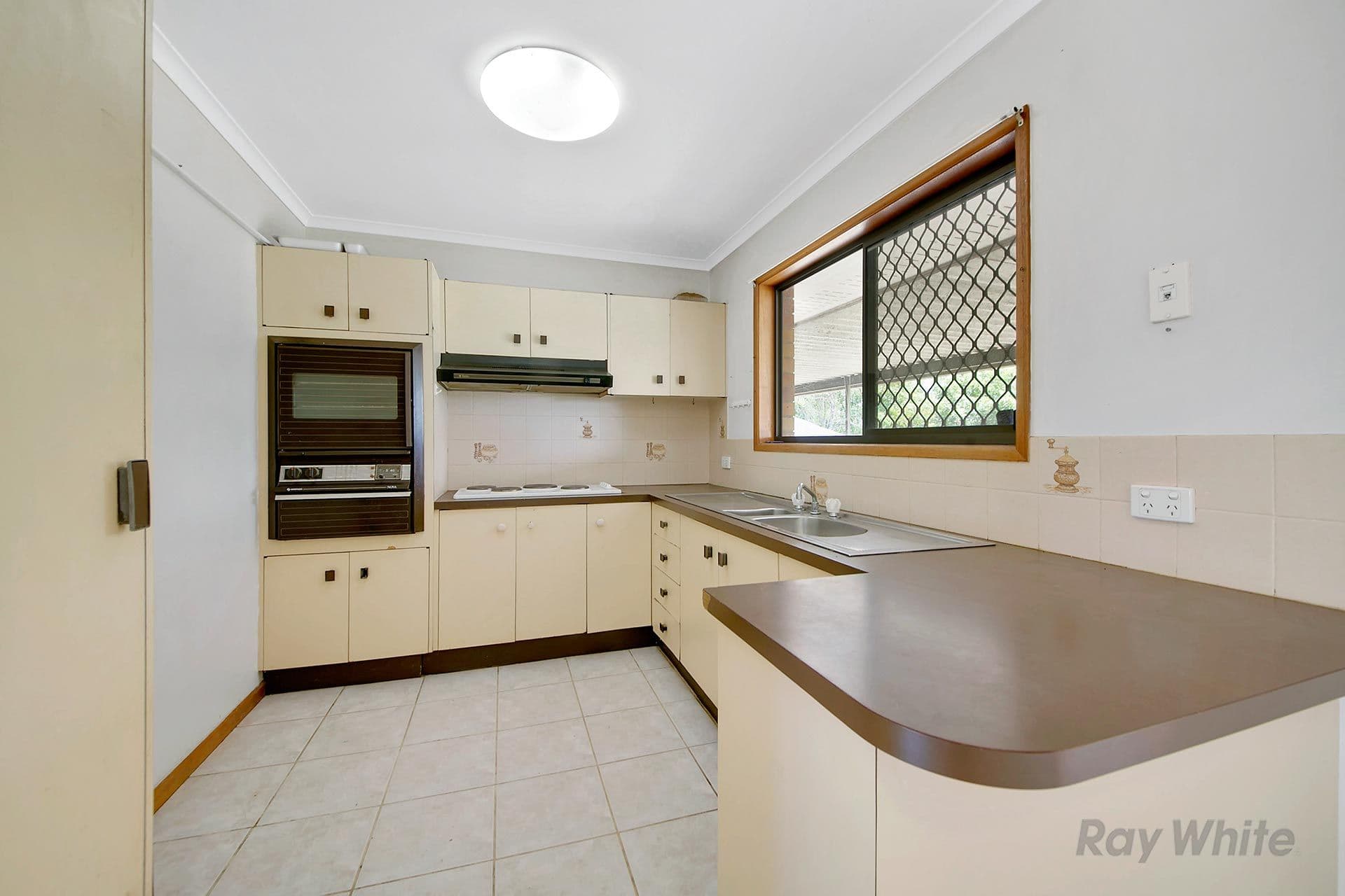 10 Dorachus Drive, Regents Park QLD 4118, Regents Park - Thumbnail 3