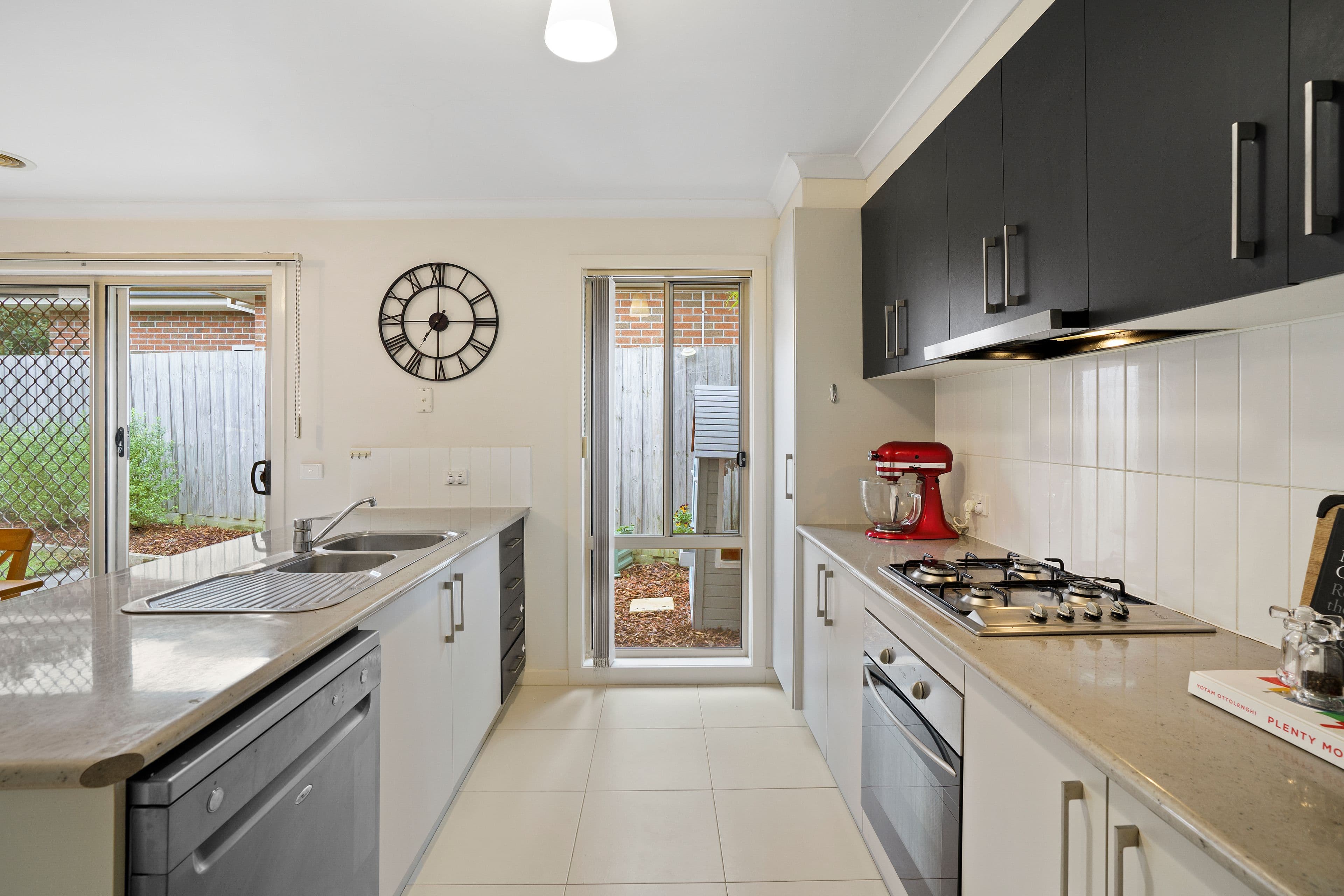 92 Anne Road, Knoxfield VIC 3180, Knoxfield - Thumbnail 4