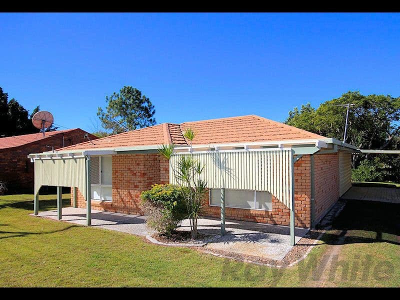 32 Burgoyne Street, BUNDAMBA QLD 4304, Bundamba - Image 1