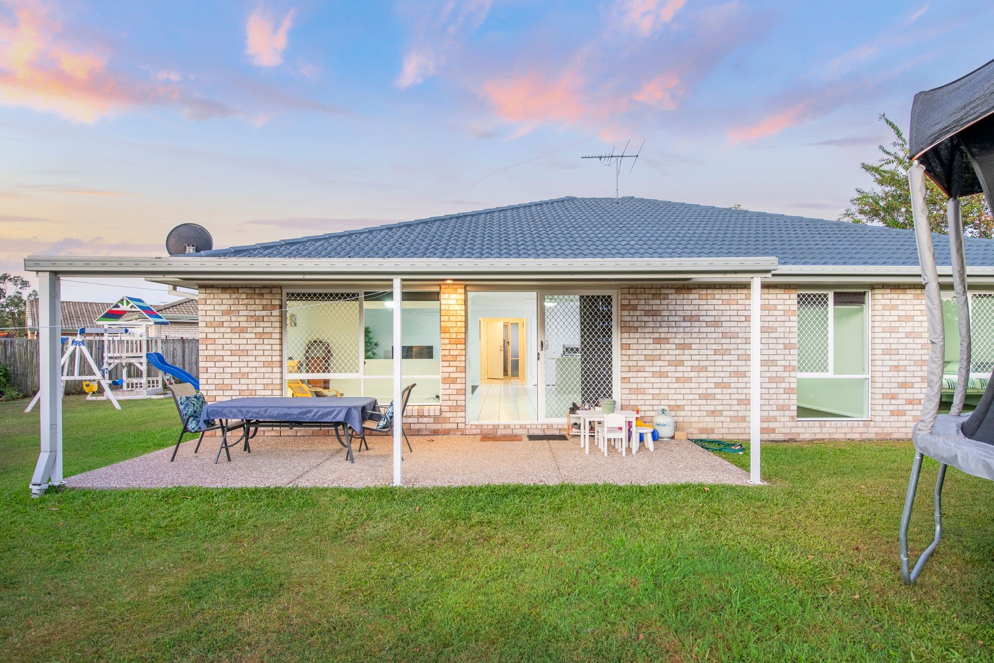 13 Lake Borumba Street, Logan Reserve QLD 4133, Logan Reserve - Thumbnail 4