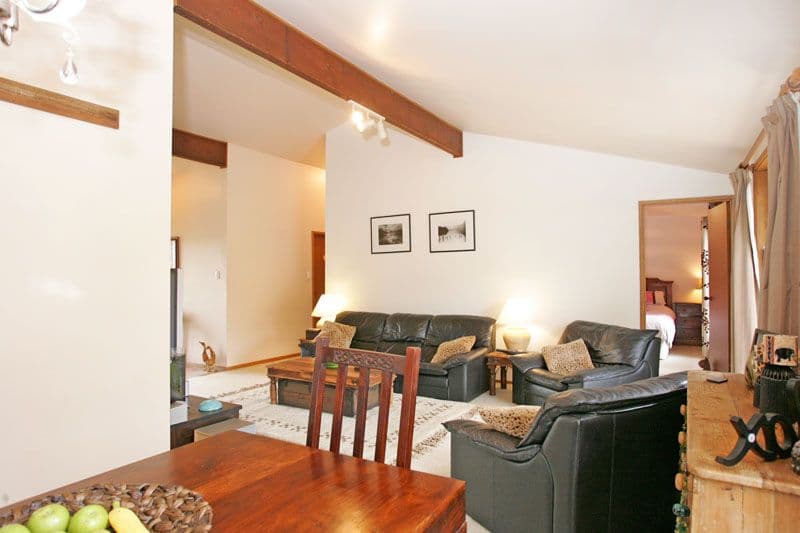 7 Pendant Parade, KILLARNEY VALE NSW 2261, Killarney Vale - Thumbnail 4