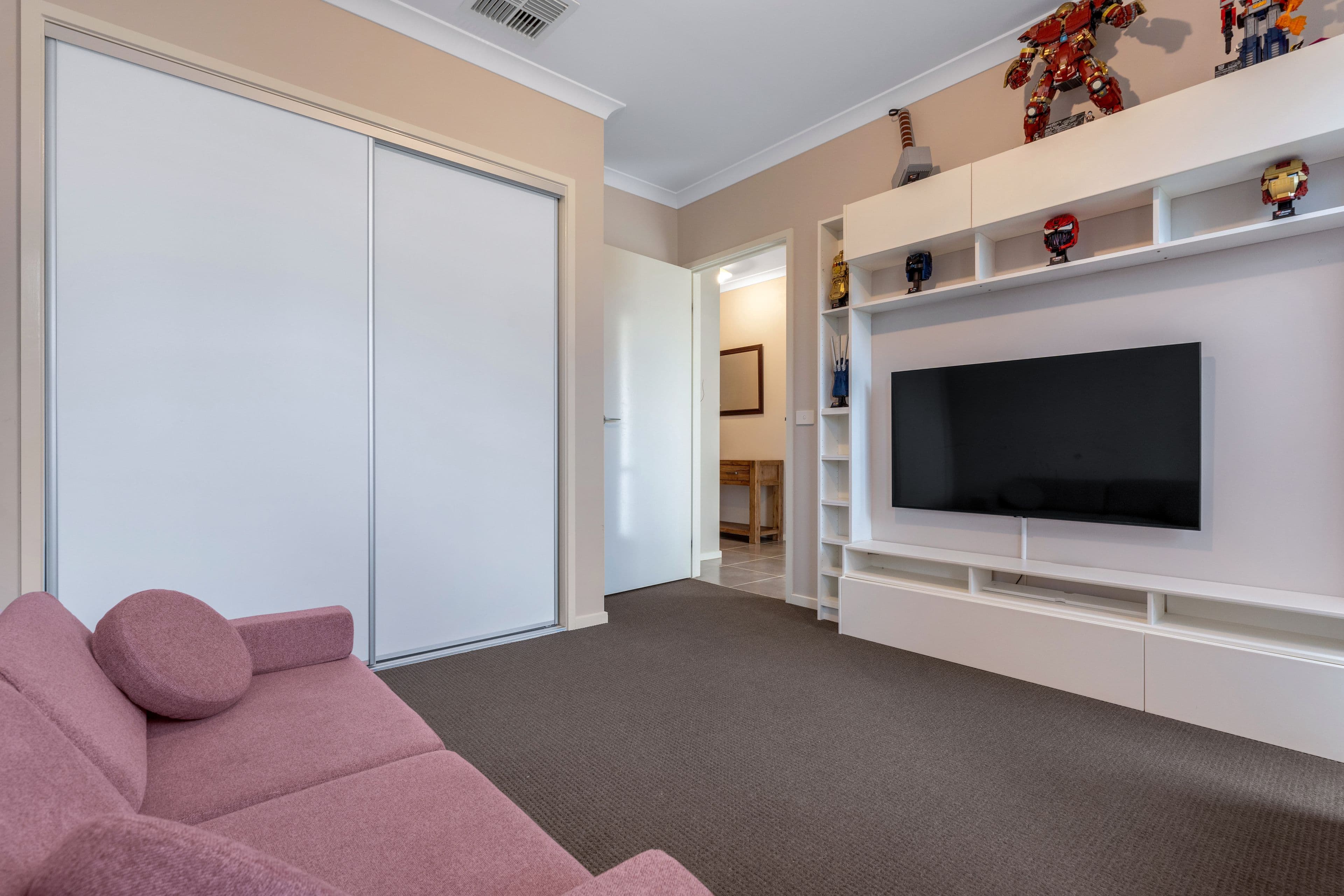 129 Huntington Drive, Craigieburn VIC 3064, Craigieburn - Thumbnail 2