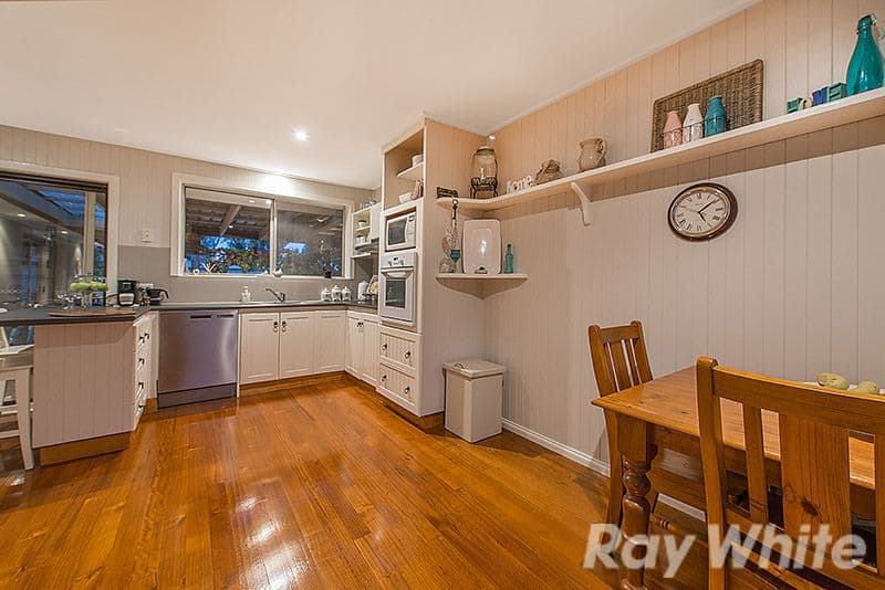 32 Cranbourne Drive, Cranbourne VIC 3977, Cranbourne - Thumbnail 4
