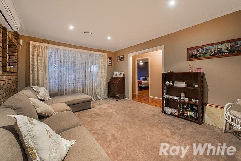 32 Cranbourne Drive, Cranbourne VIC 3977, Cranbourne - Thumbnail 6