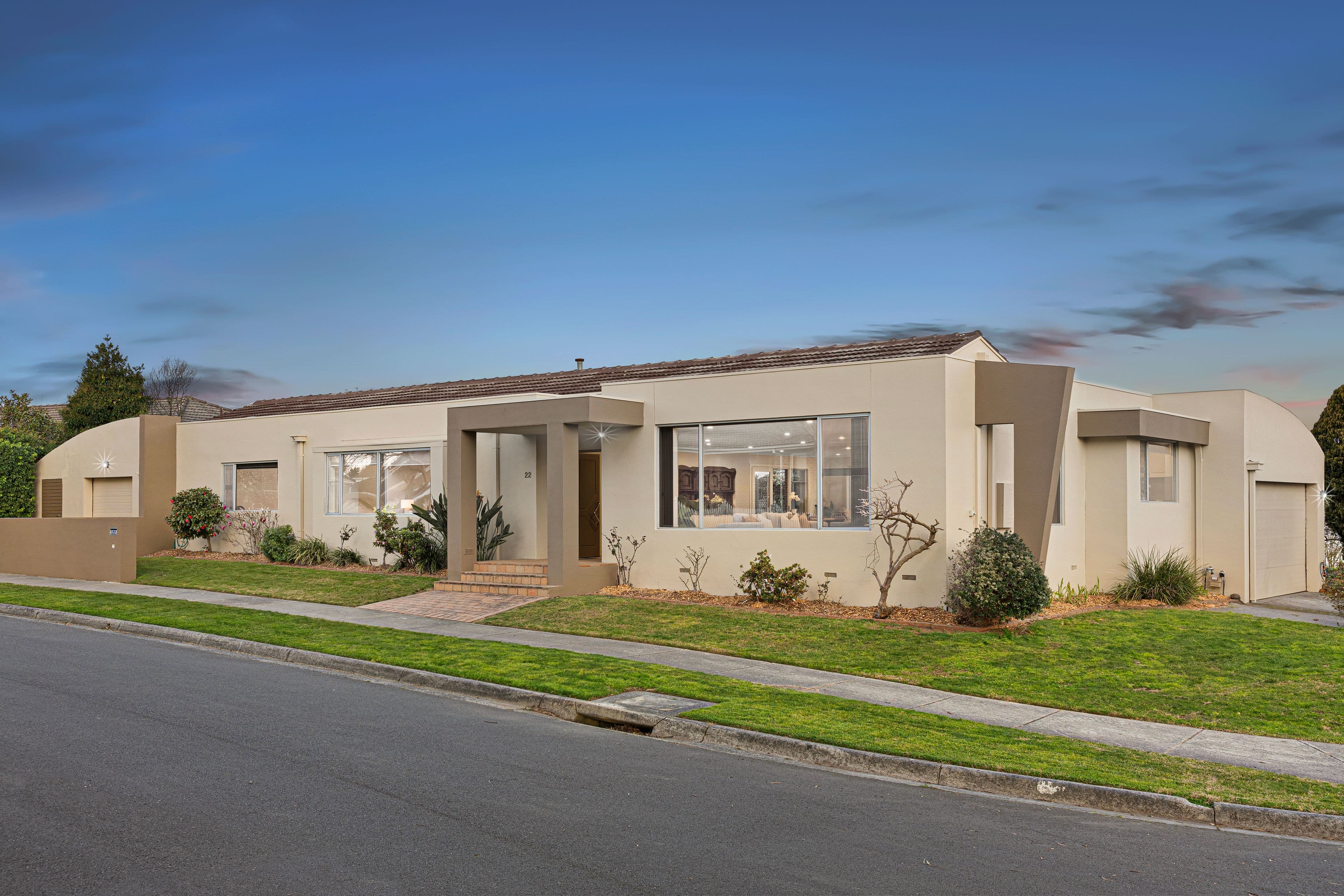 22 Piccadilly Avenue, Wantirna South VIC 3152, Wantirna South - Image 1