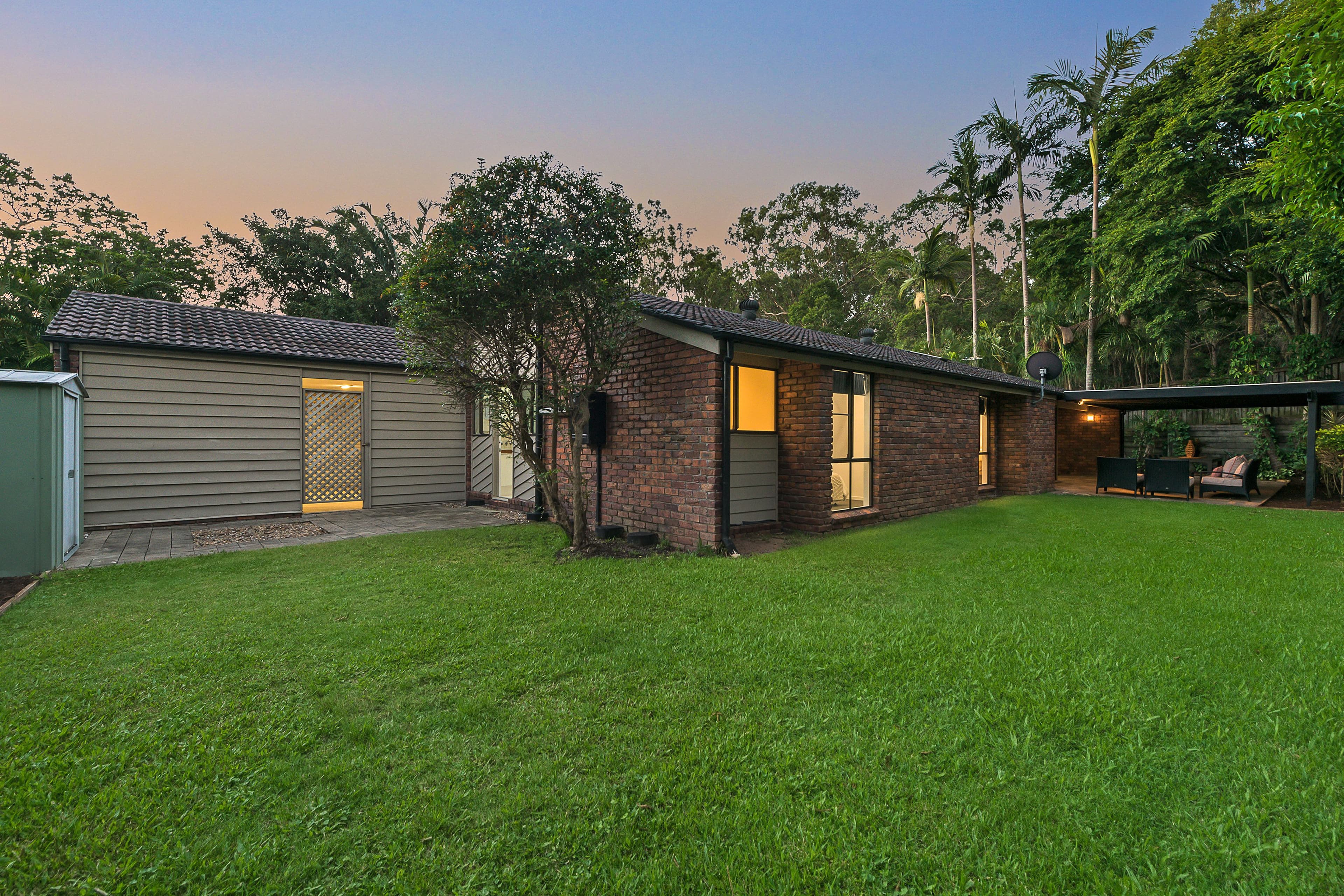 2 Valleybrook Street, Kenmore Hills QLD 4069, Kenmore Hills - Thumbnail 2