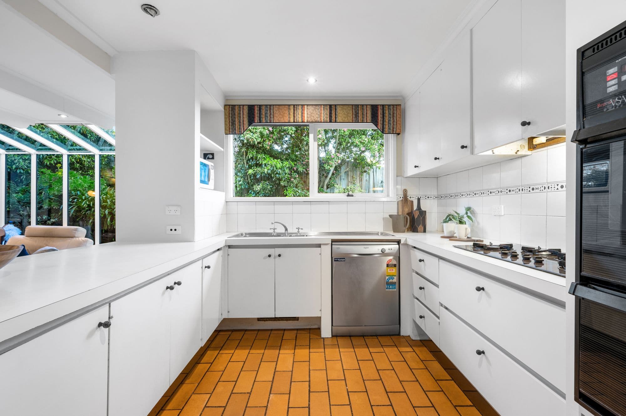 39 Ashford Street, Templestowe Lower VIC 3107, Templestowe Lower - Thumbnail 8