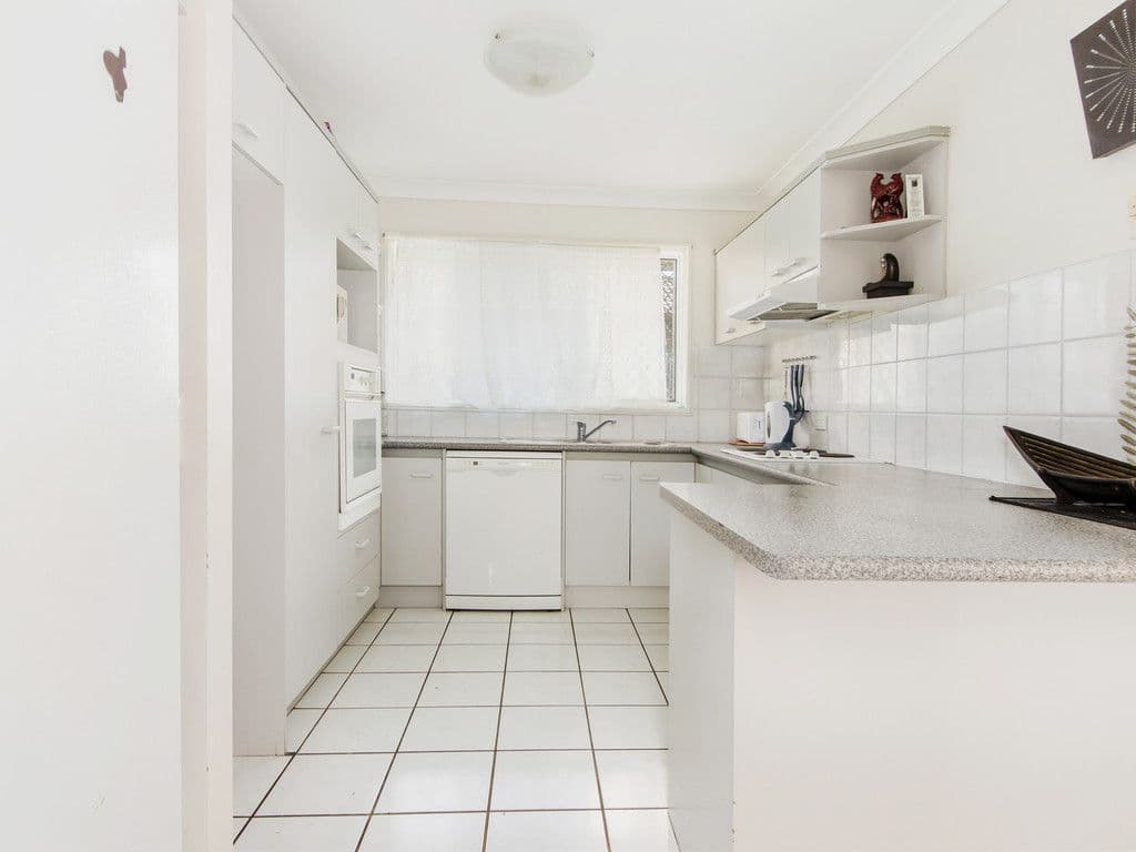 66 Kingarry Circuit, Merrimac QLD 4226, Merrimac - Thumbnail 4