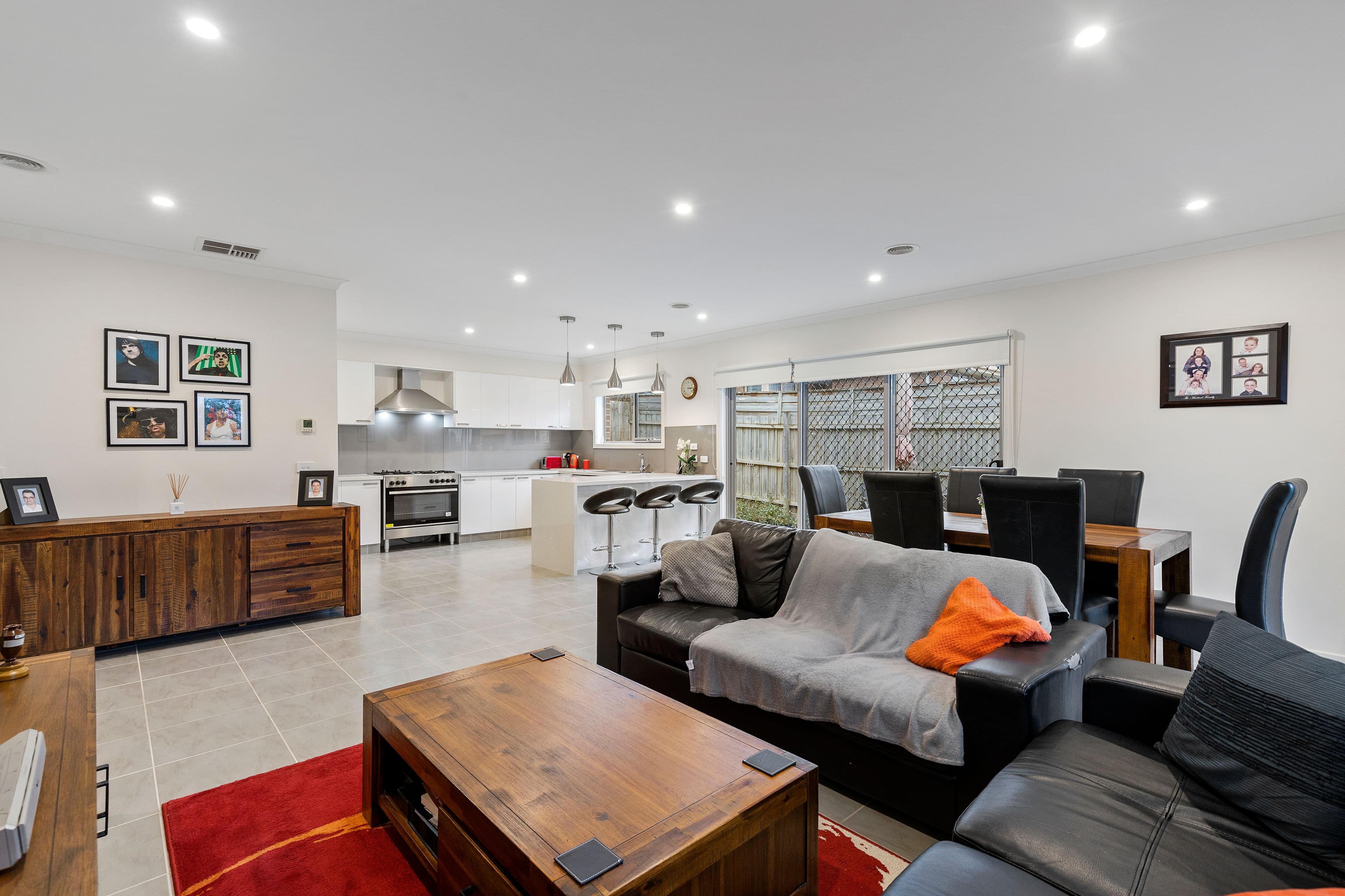 11 Victoria Road, Chirnside Park VIC 3116, Chirnside Park - Thumbnail 4
