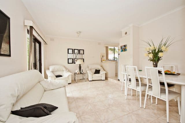 11 Cheryl Grove, VIEWBANK VIC 3084, Viewbank - Thumbnail 2