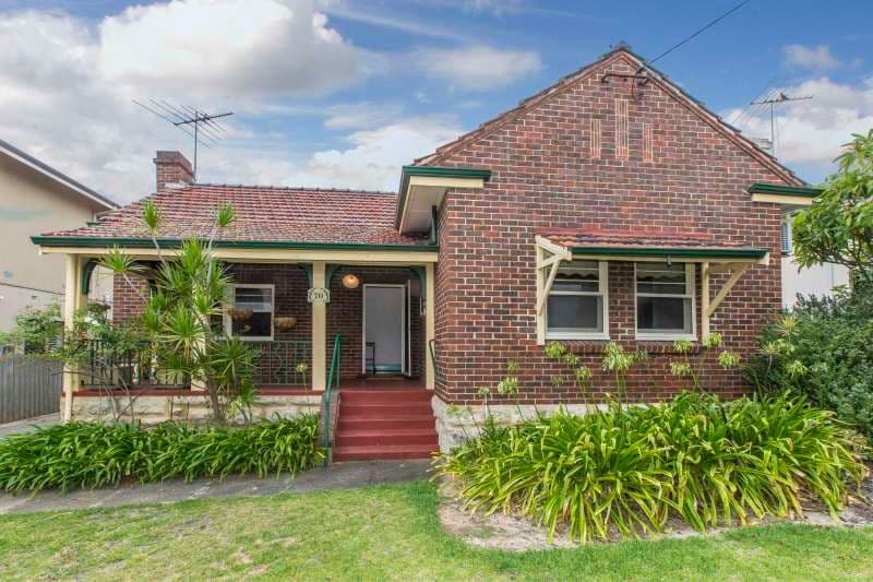 70 Ellesmere Street, Mount Hawthorn WA 6016, Mount Hawthorn - Image 1
