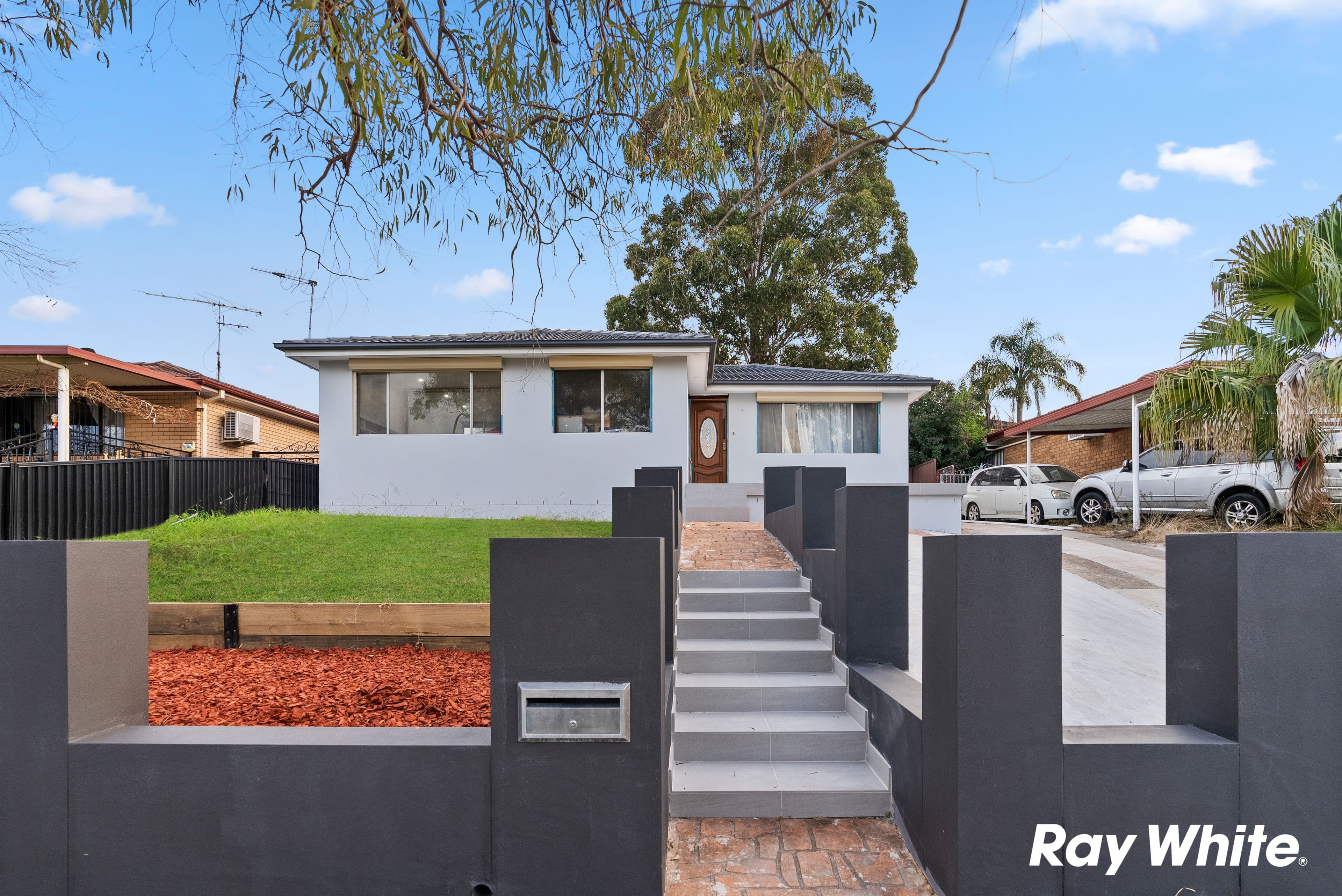 5 Nathan Crescent, Dean Park NSW 2761, Dean Park - Thumbnail 2