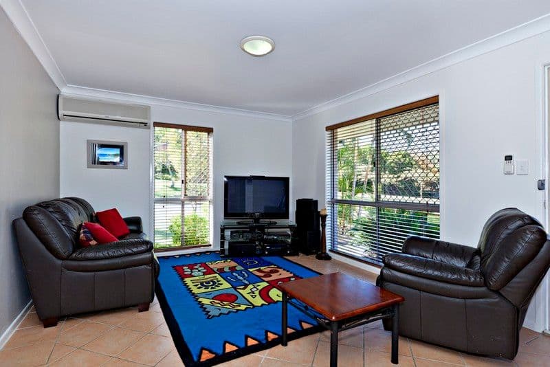 1 Hush Place, ROCHEDALE SOUTH QLD 4123, Rochedale South - Thumbnail 2