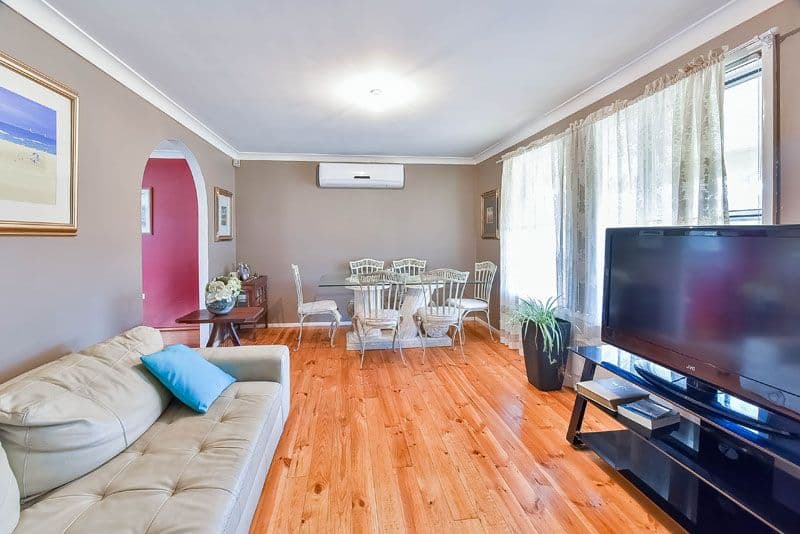 29 Kembla Crescent, Ruse - Thumbnail 2