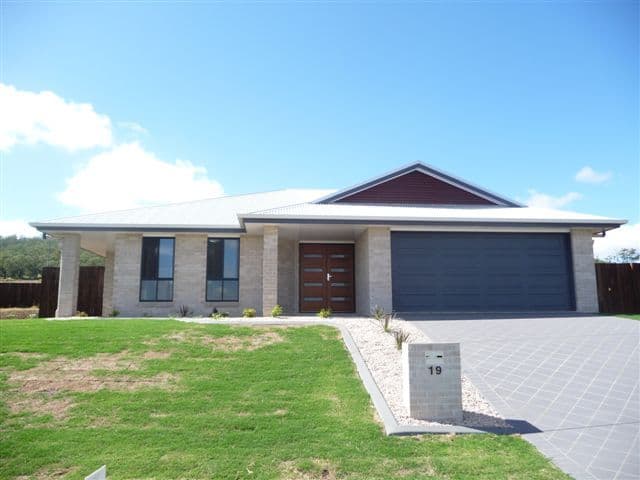 25 Toomaroo Street, Warner - Image 1