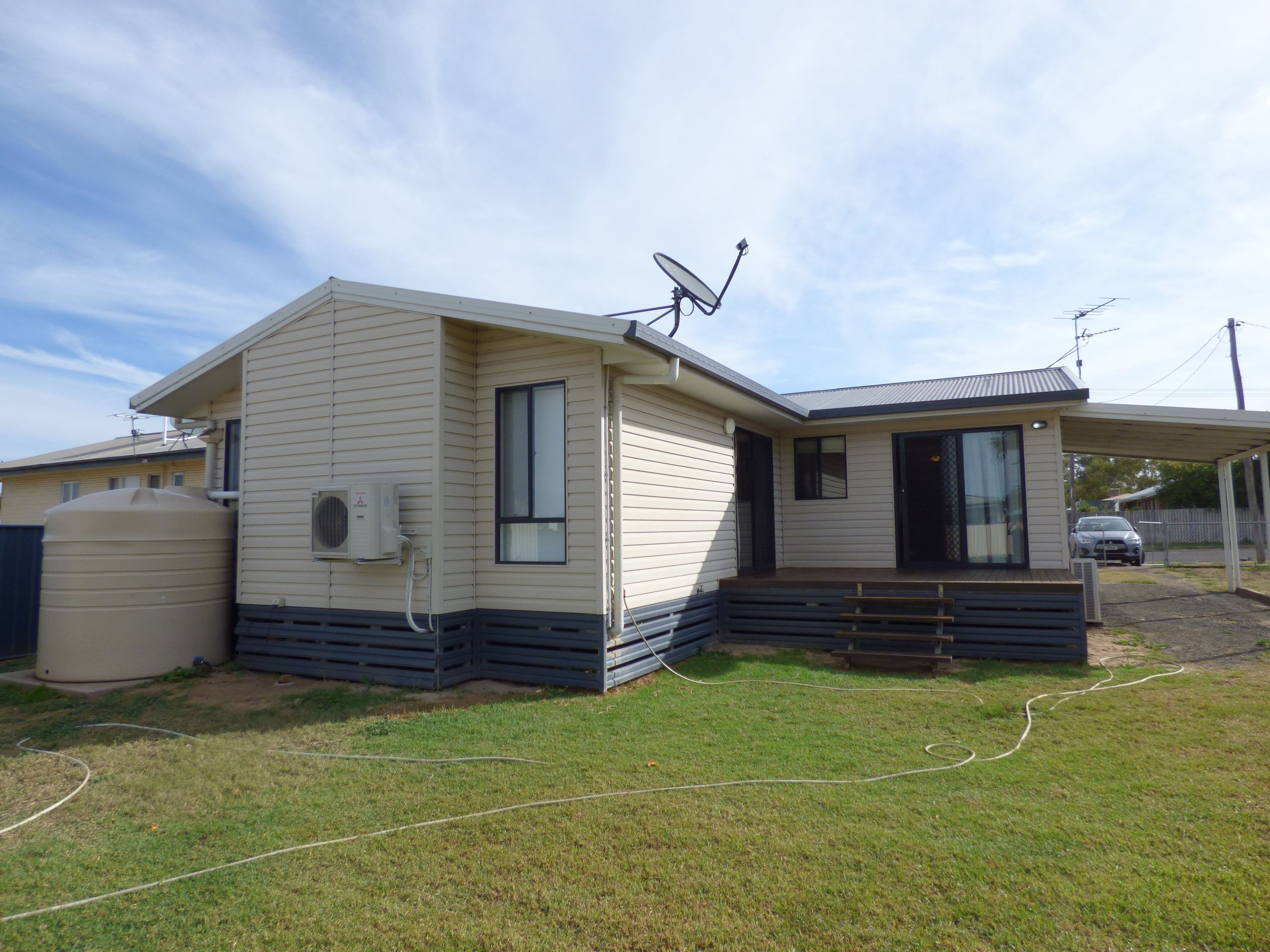 24 Luff Street, Roma QLD 4455, Roma - Thumbnail 3