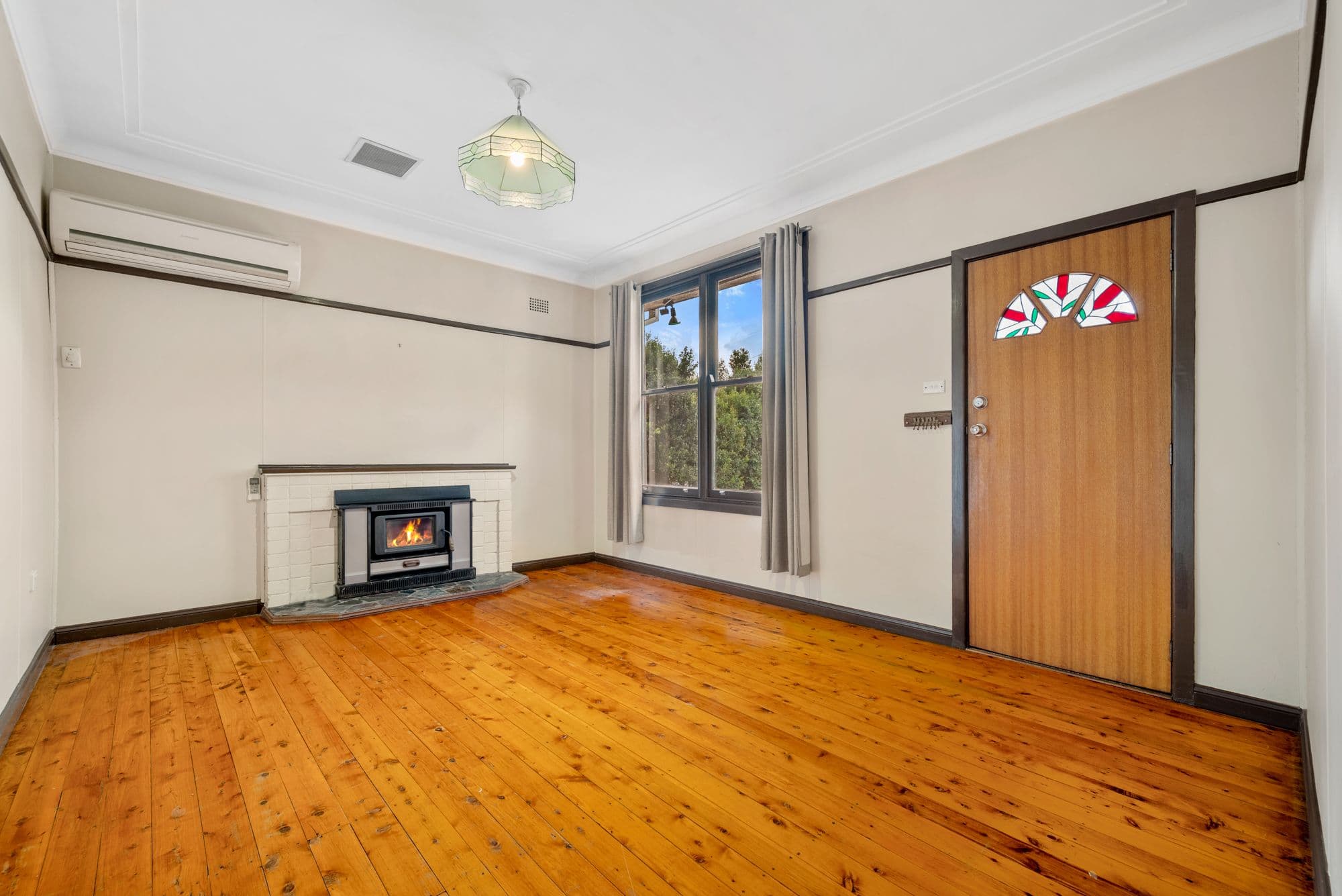 4 Tornaros Avenue, Penrith NSW 2750, Penrith - Thumbnail 2