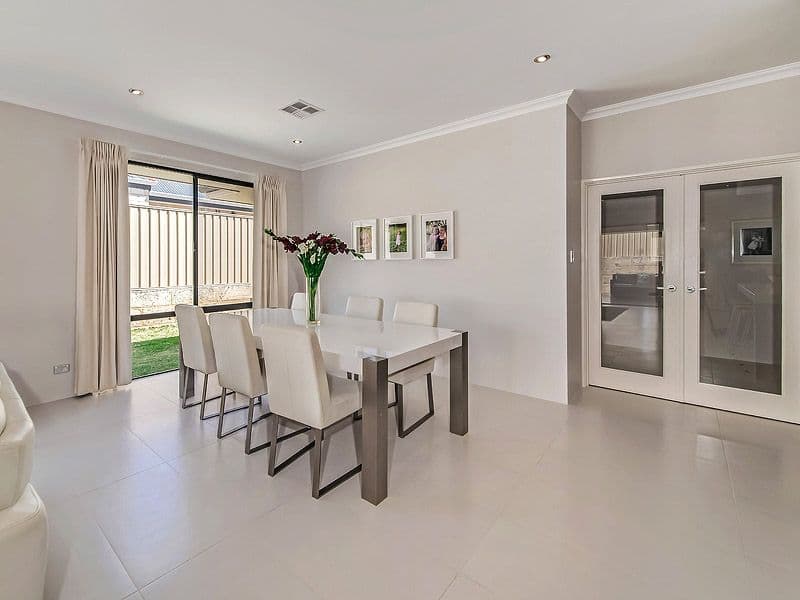 8 Pexton Drive, South Guildford WA 6055, South Guildford - Thumbnail 6