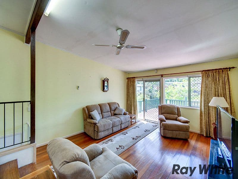 72 Tarnook Drive, FERNY HILLS QLD 4055, Ferny Hills - Thumbnail 4