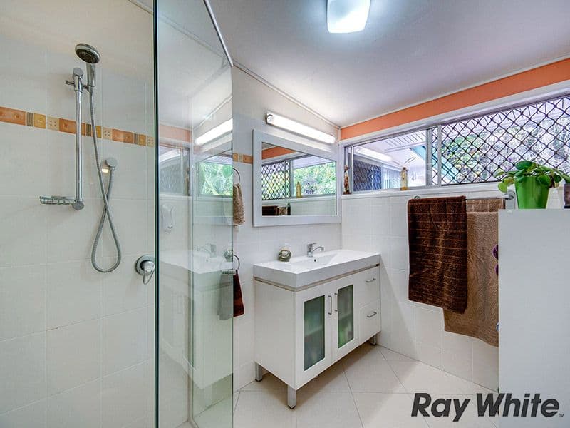 72 Tarnook Drive, FERNY HILLS QLD 4055, Ferny Hills - Thumbnail 8