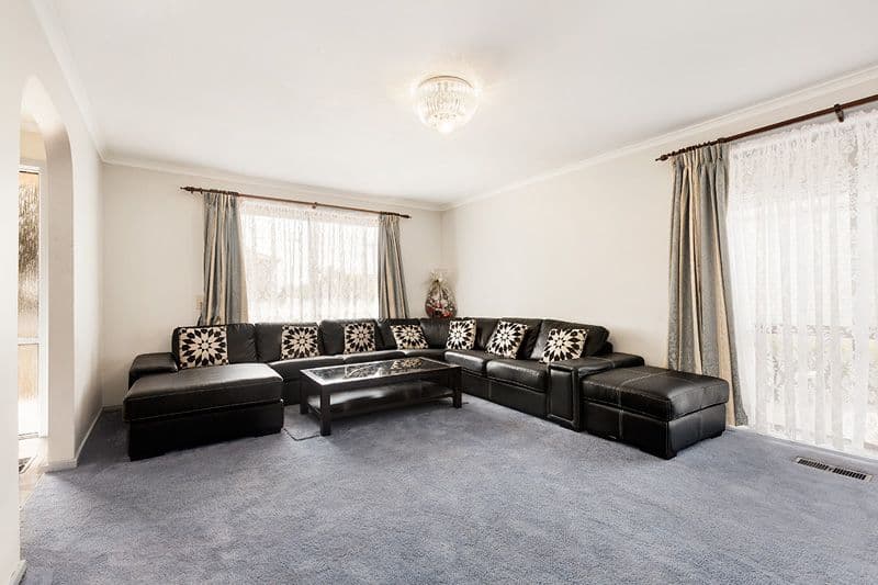 31 Dealing Drive, Oakleigh South VIC 3167, Oakleigh South - Thumbnail 2