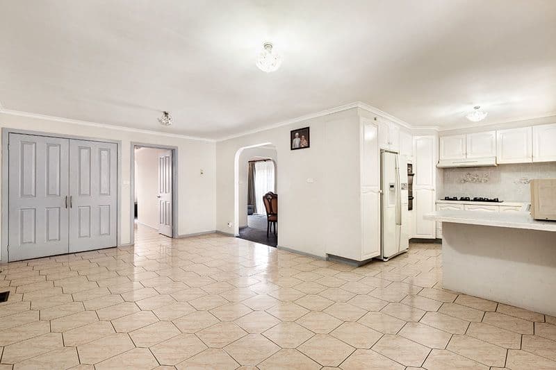 31 Dealing Drive, Oakleigh South VIC 3167, Oakleigh South - Thumbnail 3