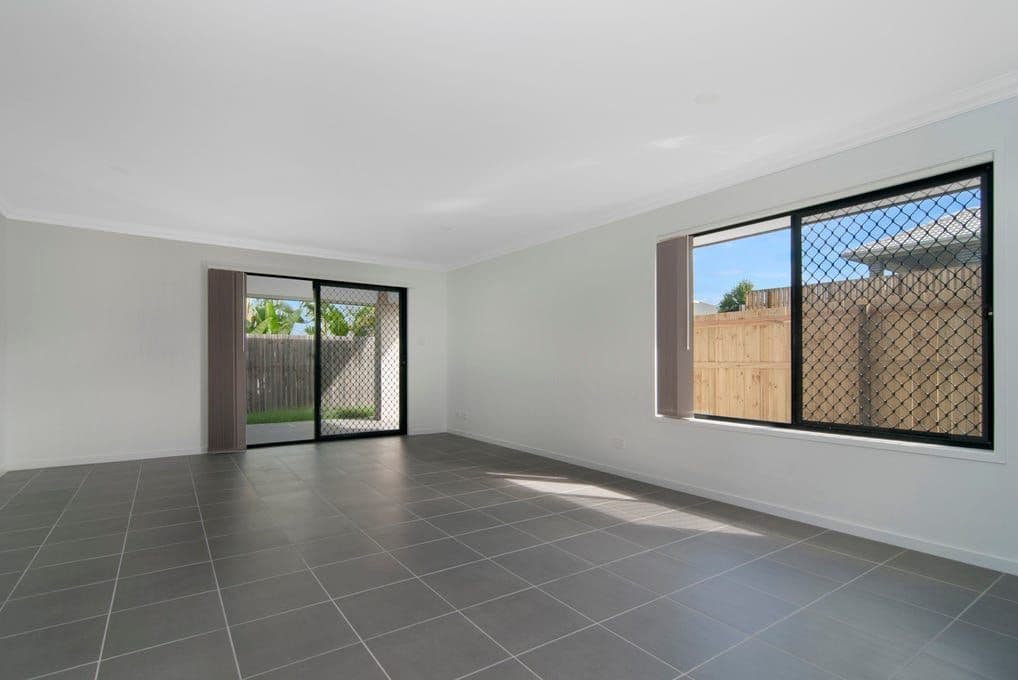 4 Sherlock Street, Ormeau Hills QLD 4208, Ormeau Hills - Thumbnail 2