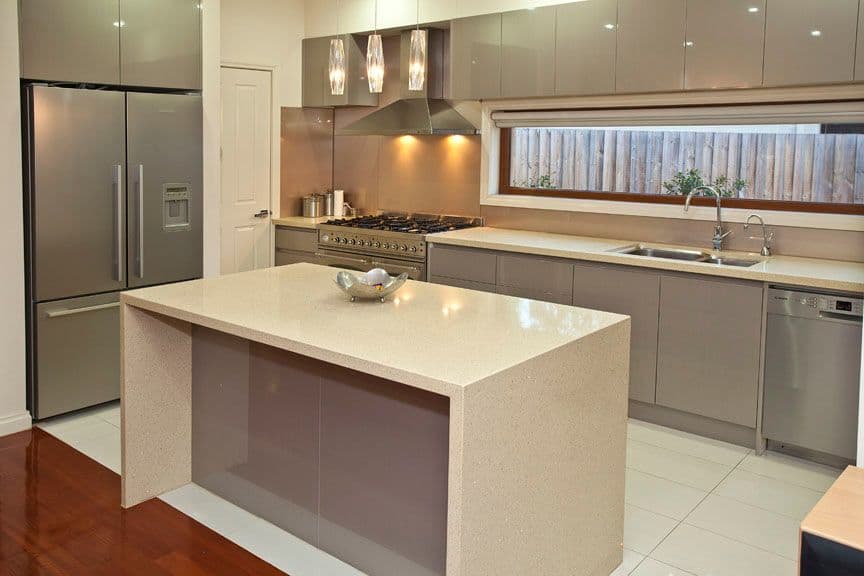 21 Dion Road, GLEN WAVERLEY VIC 3150, Glen Waverley - Thumbnail 2