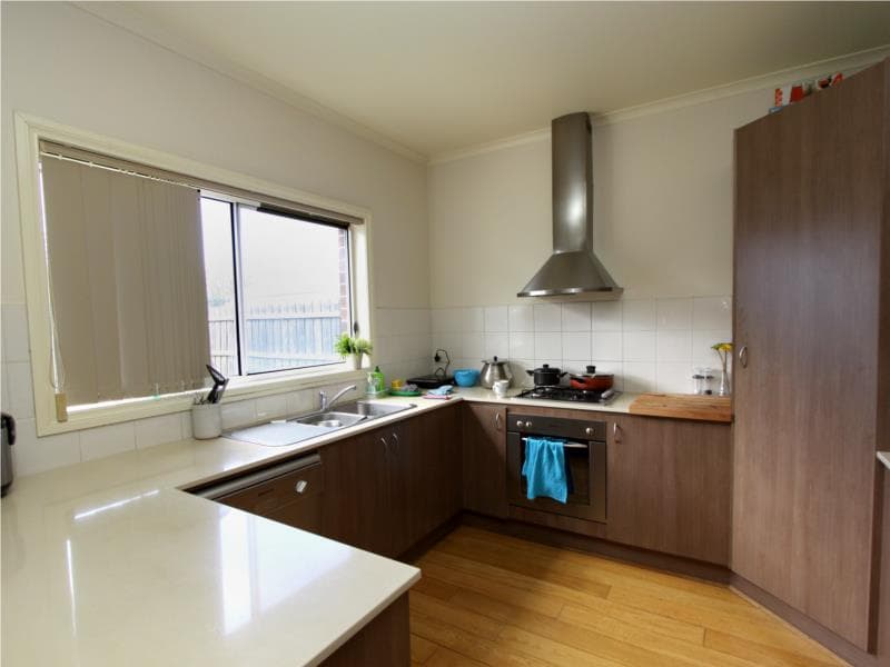 11/55 Mountain Road, Point Cook - Thumbnail 2