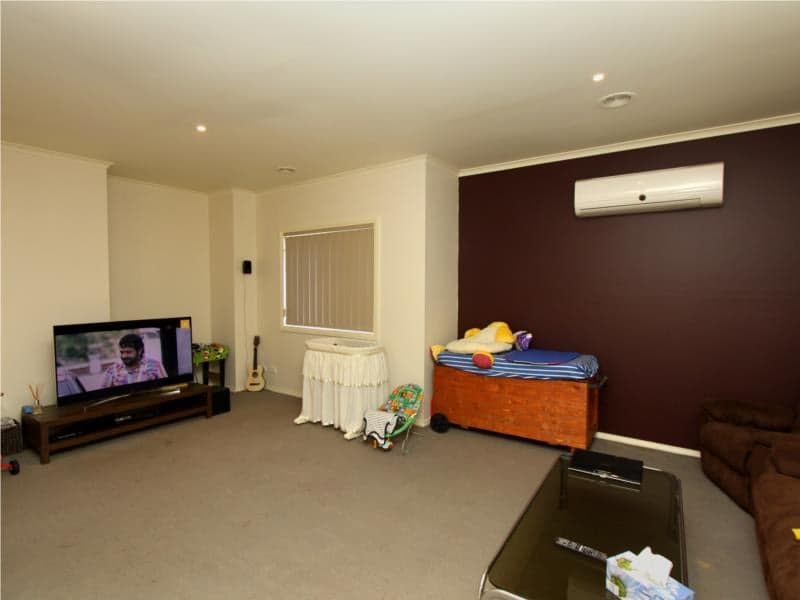 11/55 Mountain Road, Point Cook - Thumbnail 5