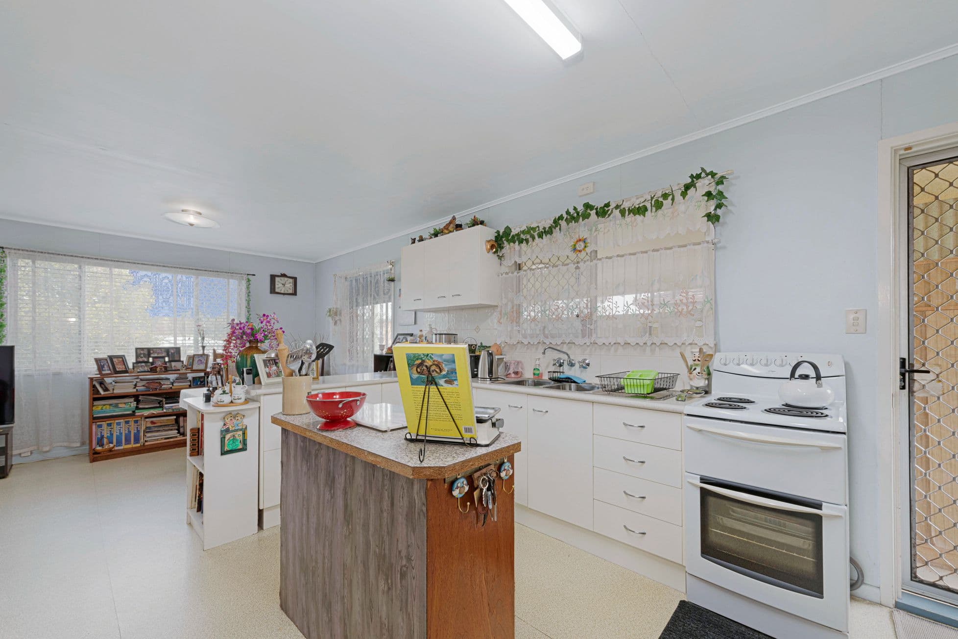 2 Fleming Street, Norville QLD 4670, Norville - Thumbnail 2