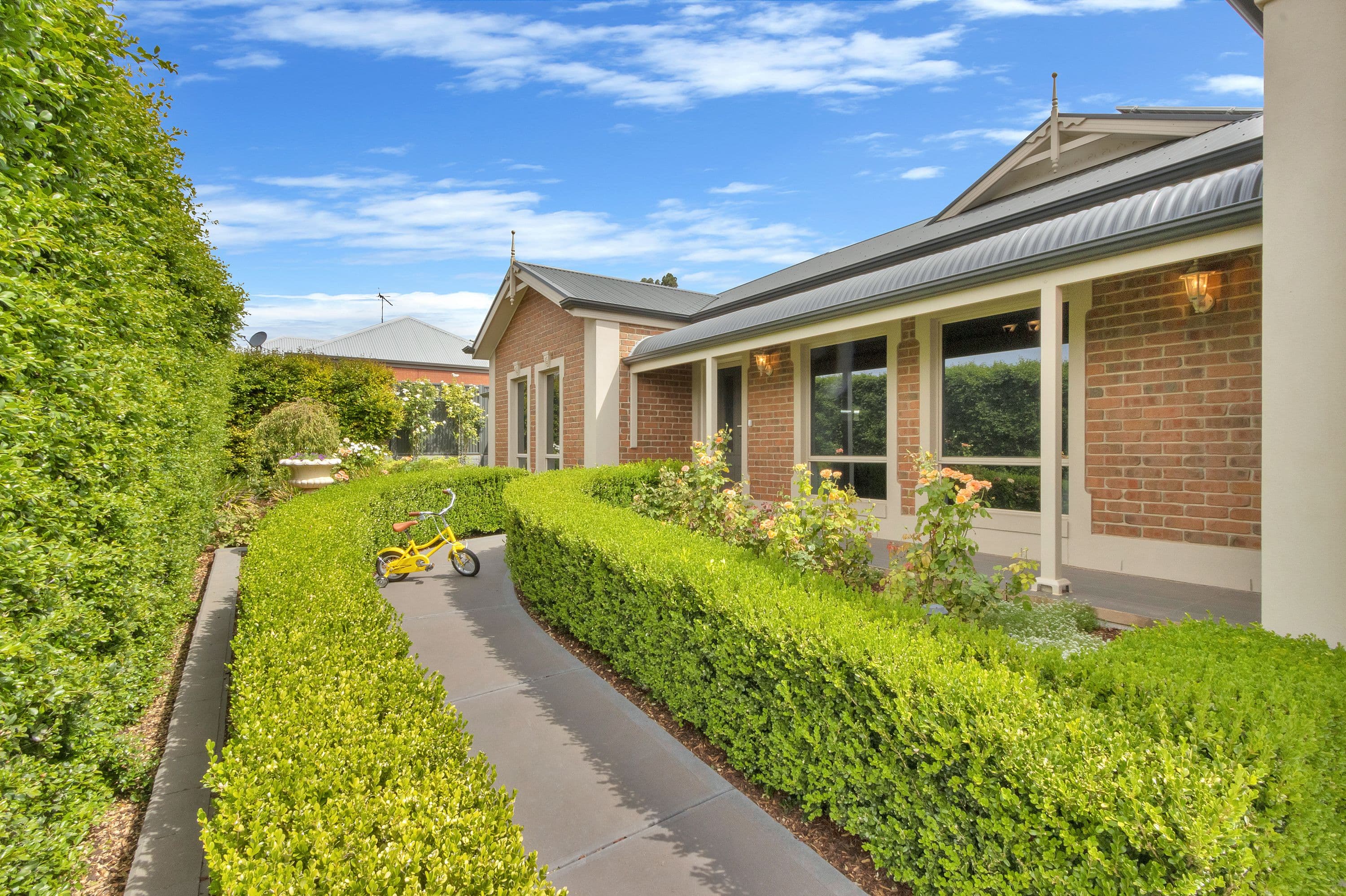 27  Moonstone Drive, Orange, Orange - Image 1