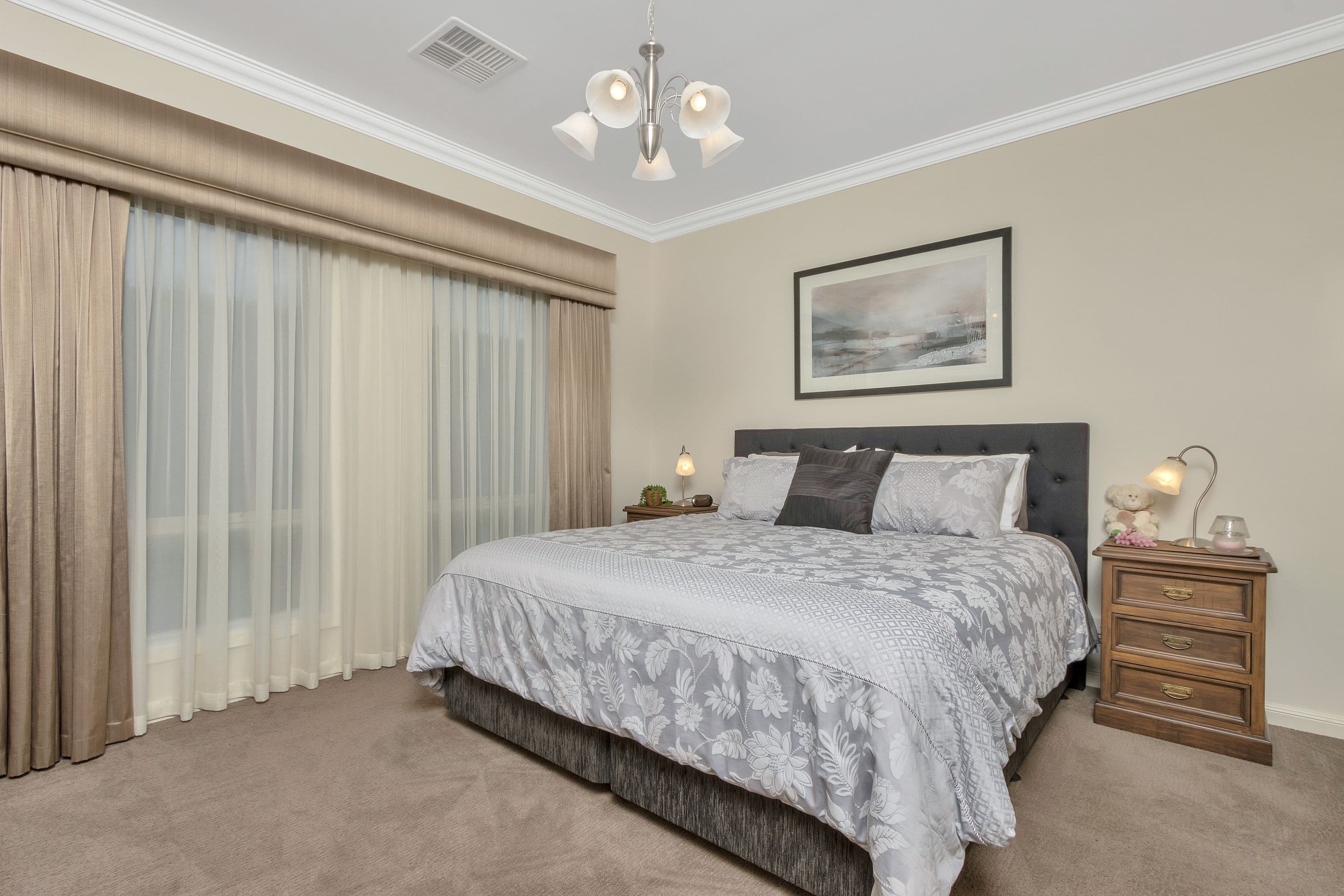 27  Moonstone Drive, Orange, Orange - Thumbnail 4