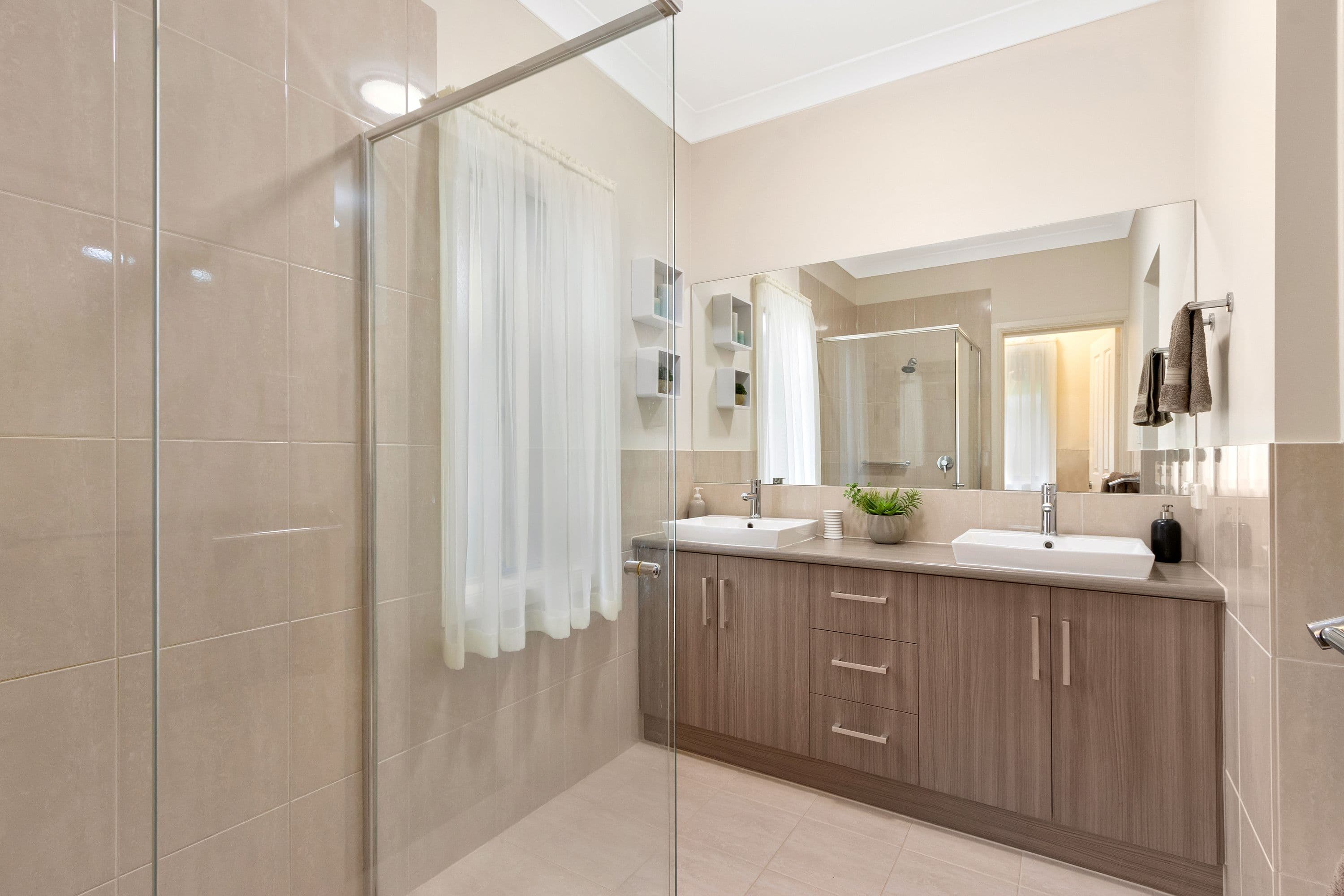 27  Moonstone Drive, Orange, Orange - Thumbnail 5