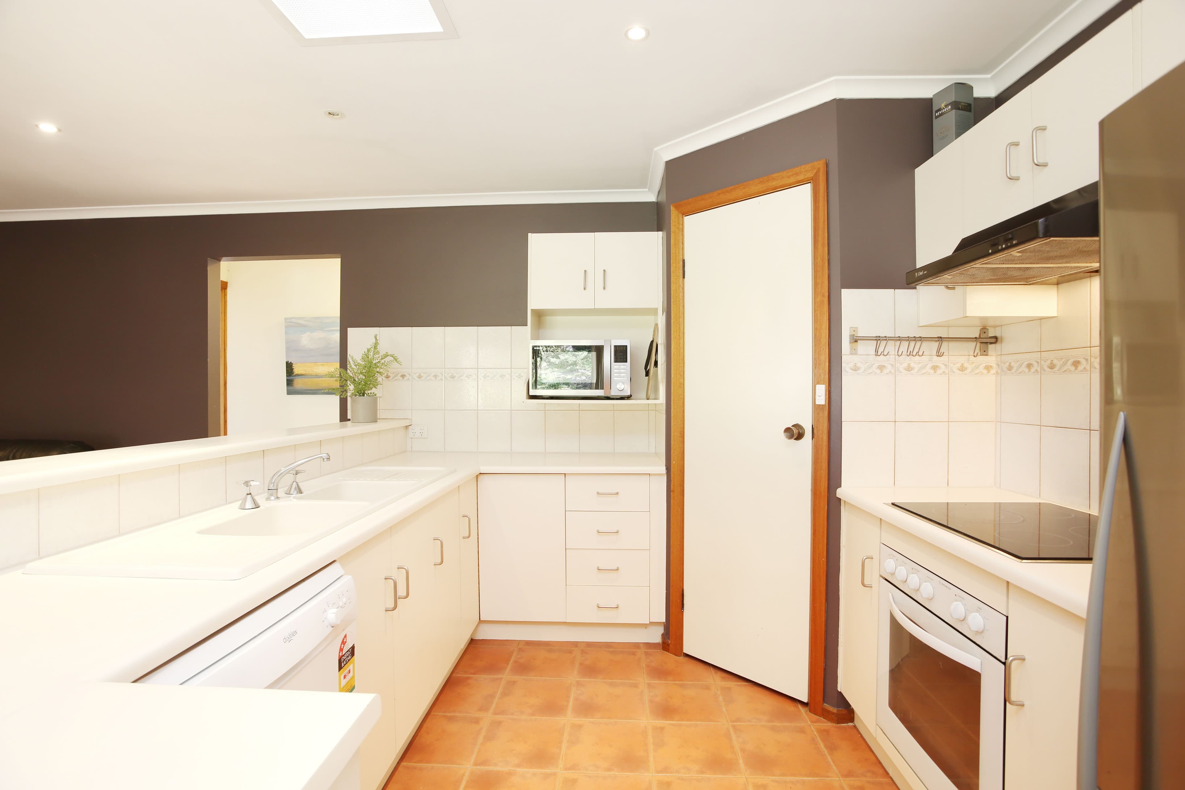 2 Haysman Lane, Clare SA 5453, Clare - Thumbnail 3