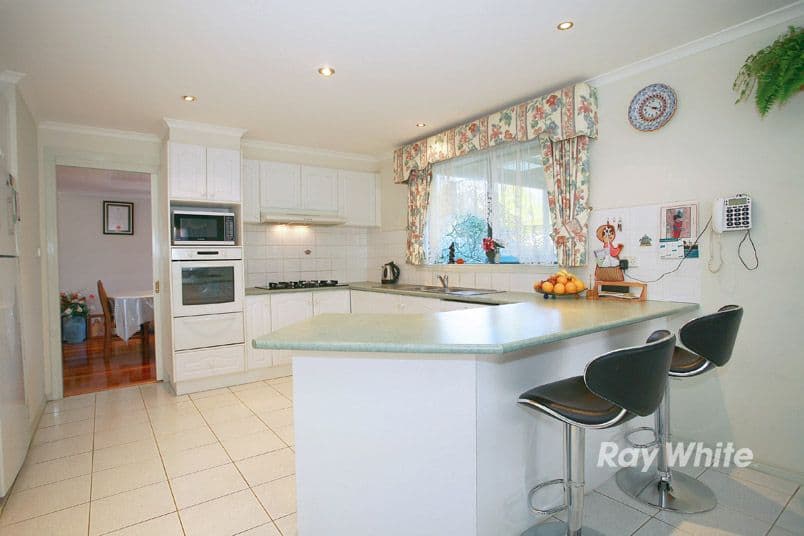 10 Whitmorr Court, NOBLE PARK VIC 3174, Noble Park - Thumbnail 3