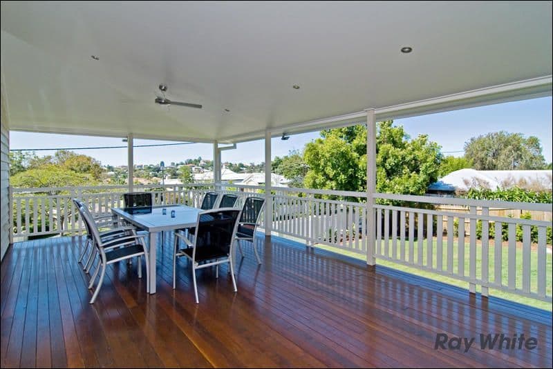 71 Uxbridge Street, GRANGE QLD 4051, Grange - Thumbnail 2
