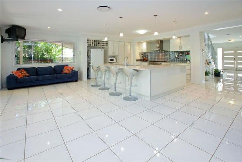 130 Morialta Street, MANSFIELD QLD 4122, Mansfield - Thumbnail 3