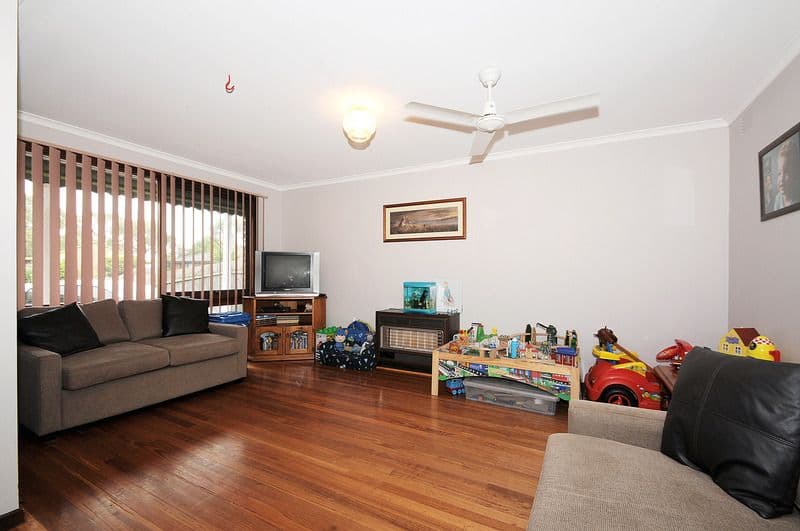 9 Surrey Court, CARRUM DOWNS VIC 3201, Carrum Downs - Thumbnail 3