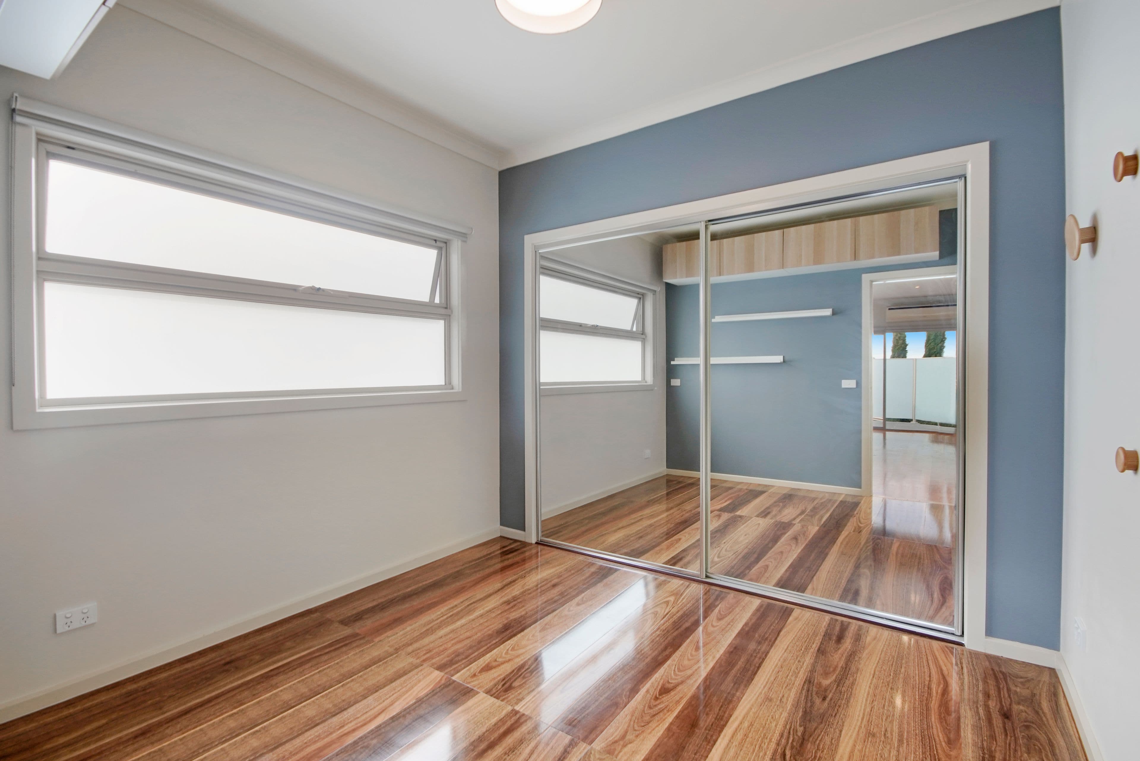 13 Elsey Road, Reservoir VIC 3073, Reservoir - Thumbnail 7