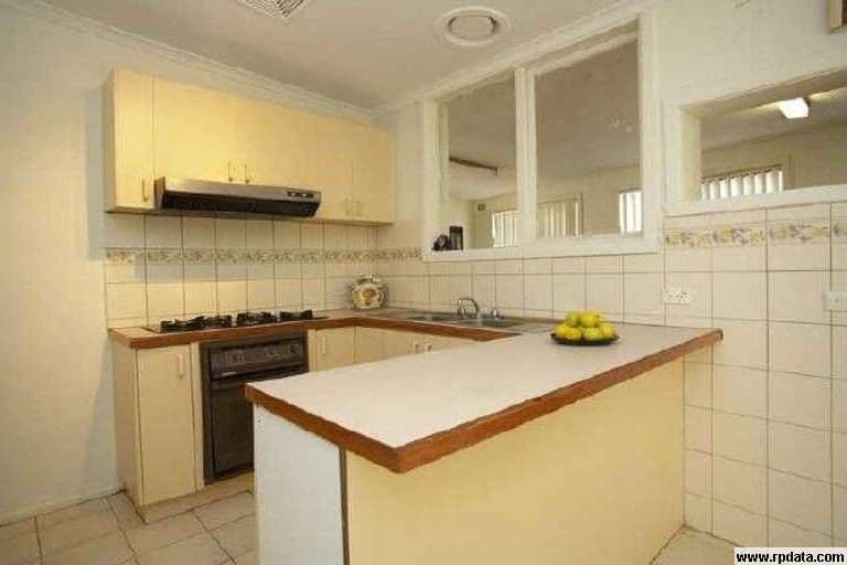 21 Bolger Crescent, HOPPERS CROSSING VIC 3029, Hoppers Crossing - Thumbnail 3