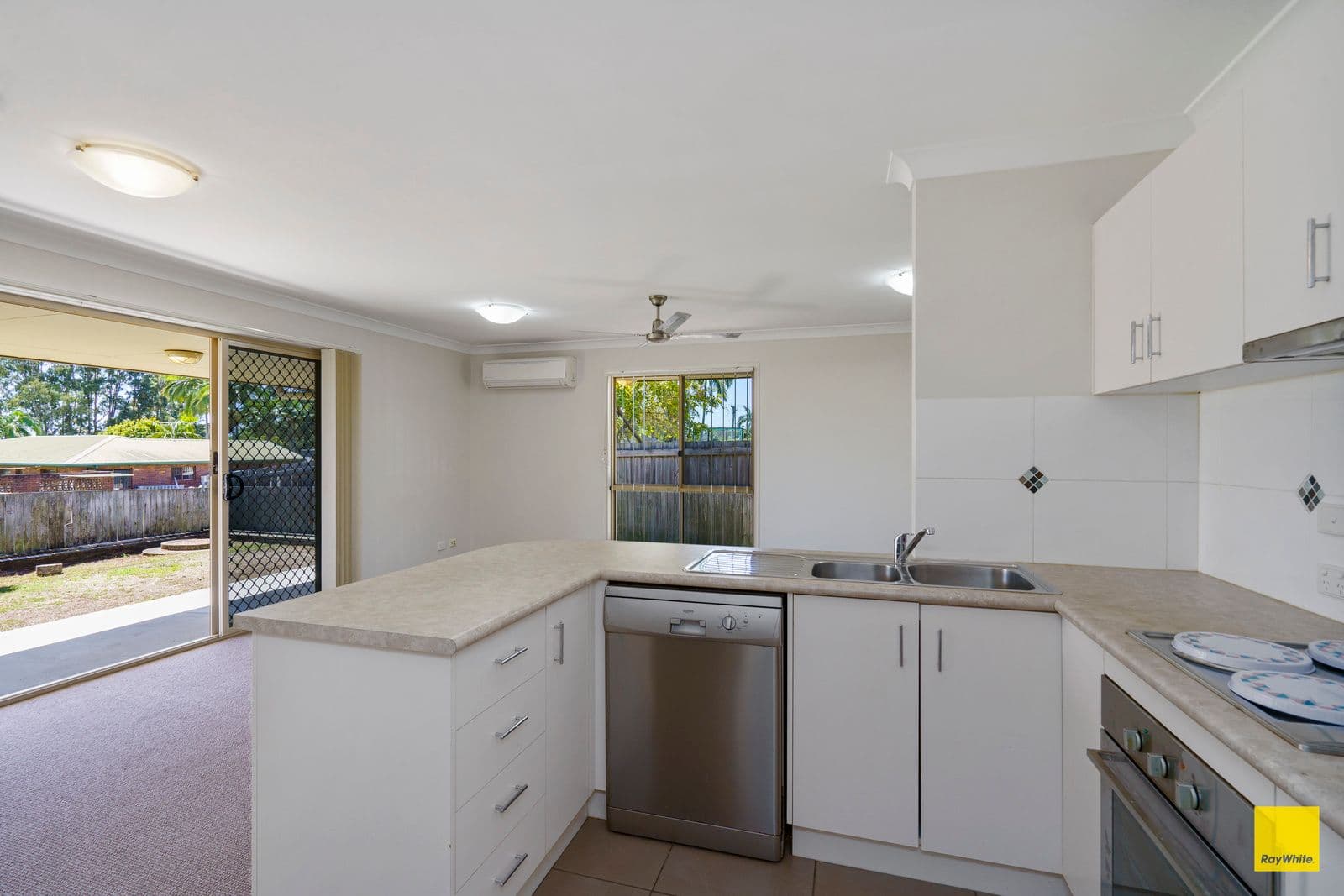 4 Woonara Street, Capalaba QLD 4157, Capalaba - Thumbnail 3