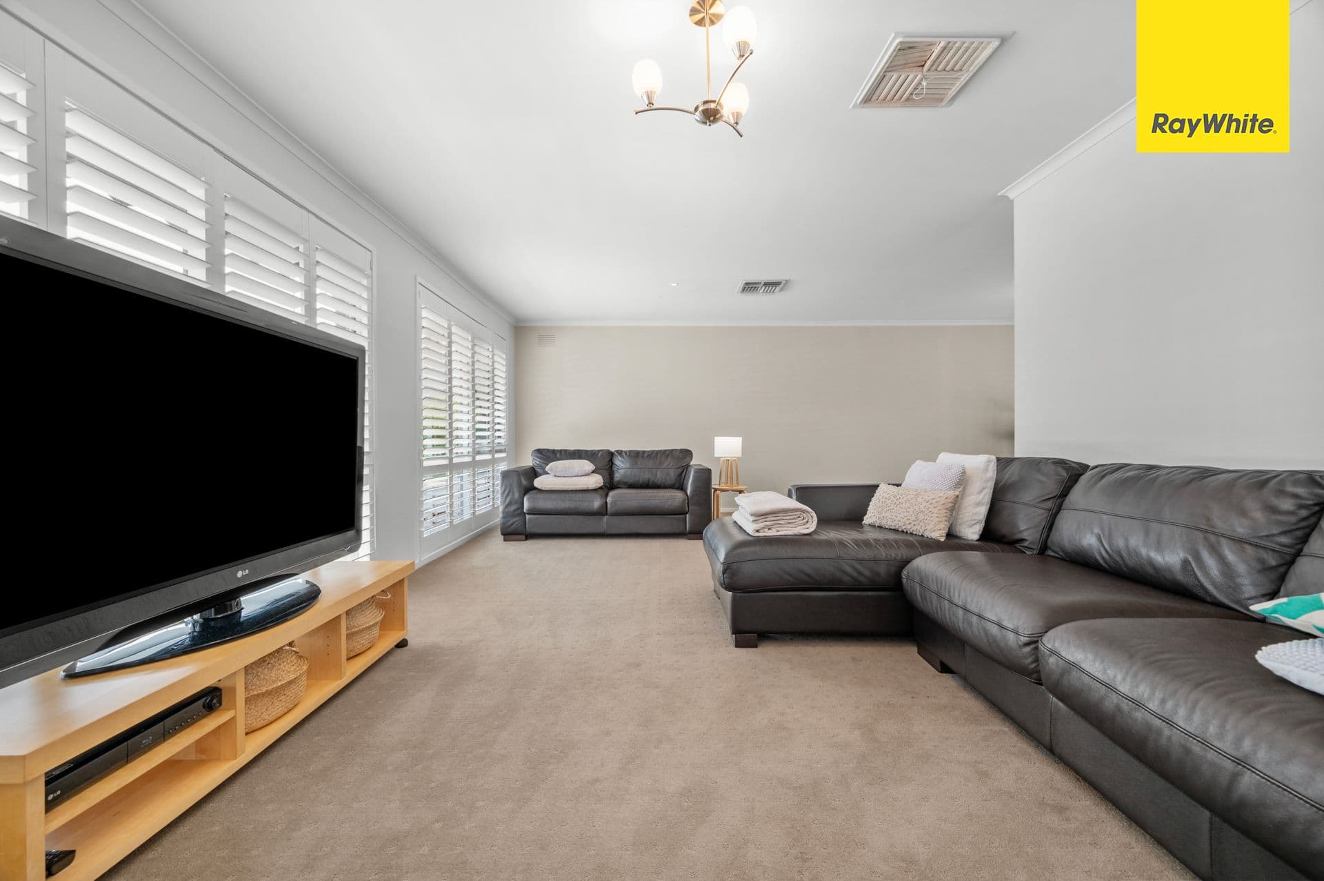 18 Mckinnon Court, Melton West VIC 3337, Melton West - Thumbnail 3