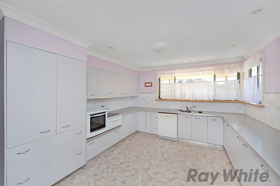 25 Restlea Avenue, Charmhaven NSW 2263, Charmhaven - Thumbnail 4