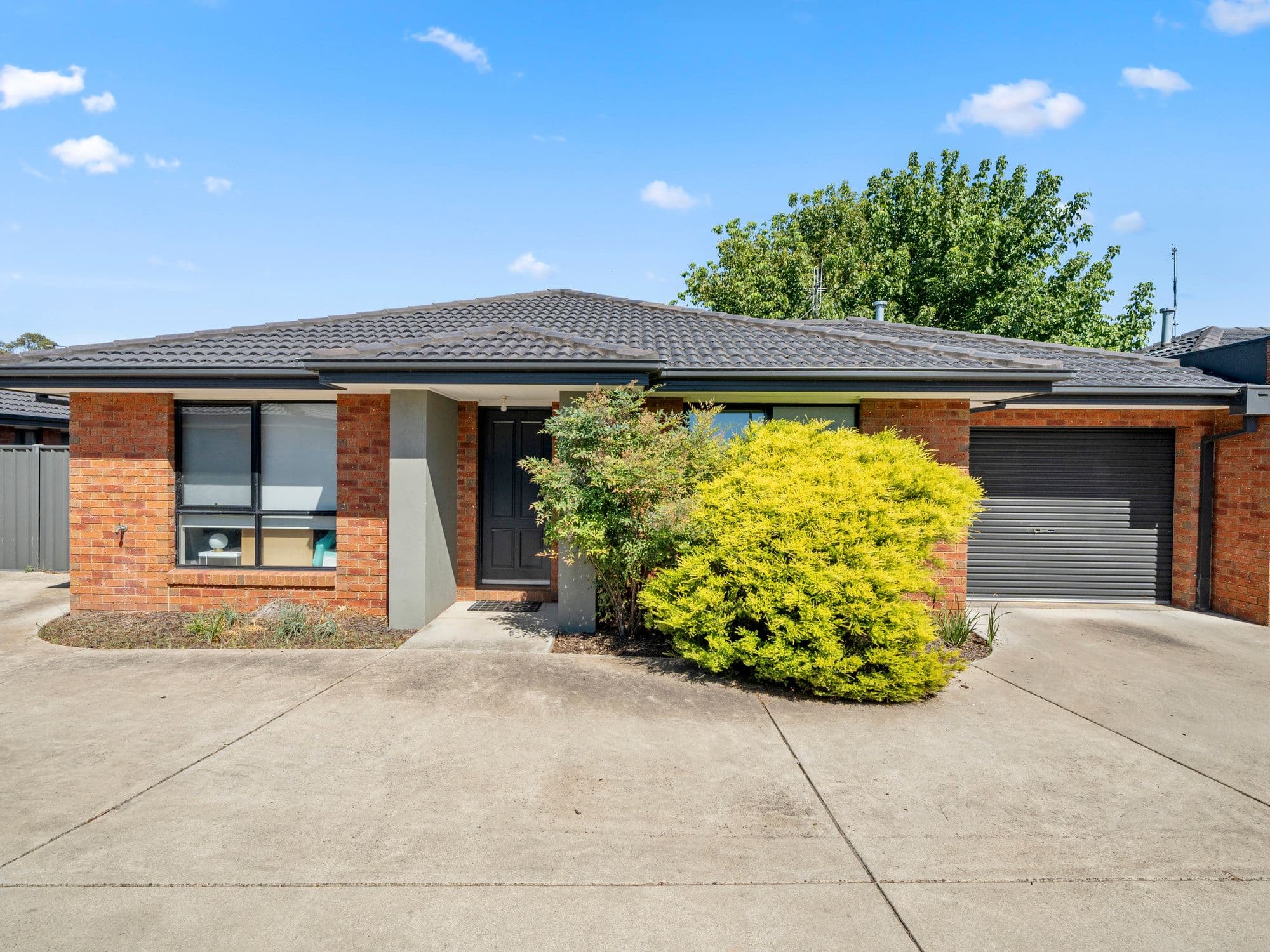 105 Bridge Street, Benalla VIC 3672, Benalla - Image 1