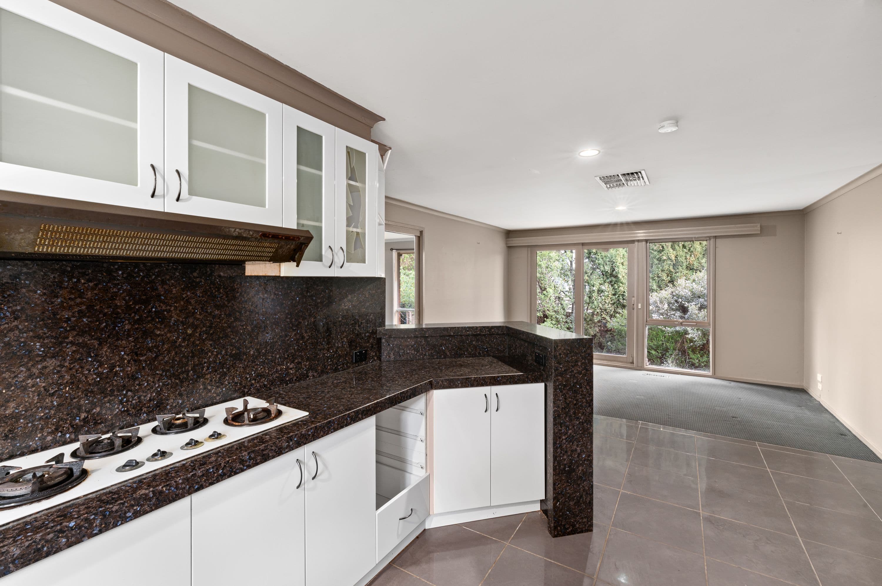 9 Manna Gum Walk, South Morang VIC 3752, South Morang - Thumbnail 2
