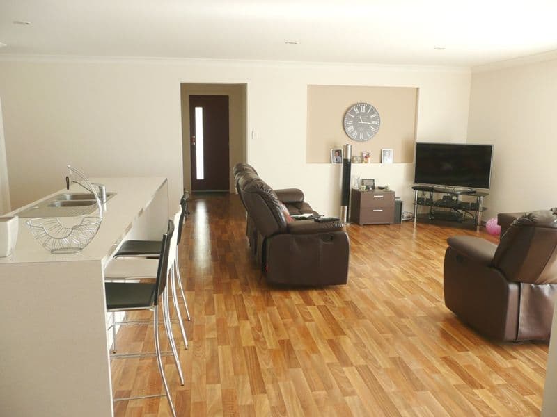 66 Rawson Street, CALOUNDRA WEST QLD 4551, Caloundra West - Thumbnail 3