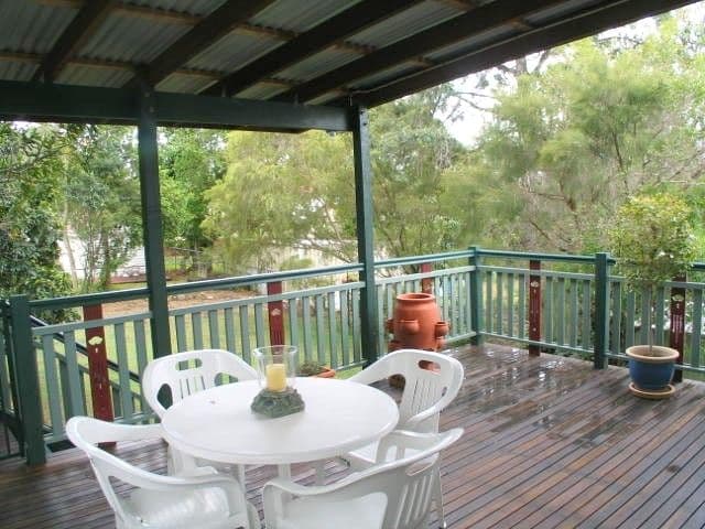 56 Tenth Avenue, KEDRON QLD 4031, Kedron - Thumbnail 2