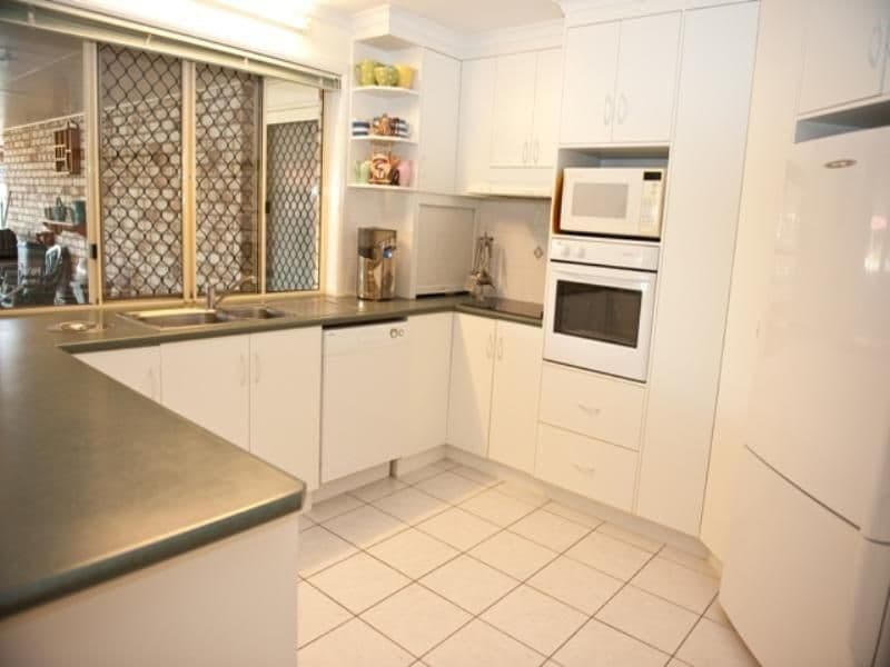21 Windsor Court, GLENELLA QLD 4740, Glenella - Thumbnail 2