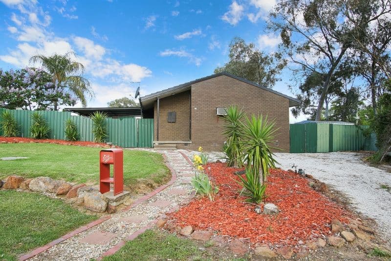 9 Arunta Place, Springdale Heights - Thumbnail 3
